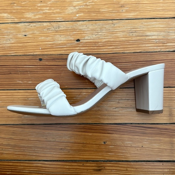 Sincerely Jules Heels Two Strap NWT - Picture 2 of 5